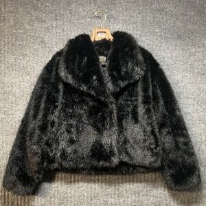 Mr YTG Faux Fur Cropped Fit Jacket Women's Size Large Black Fuzzy Warm Classy